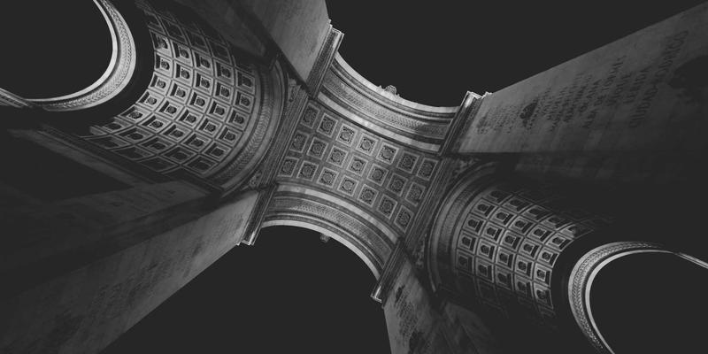 突破虚拟化网络性能瓶颈：深度解析DPDK与SR-IOV两大加速方案的实战选择